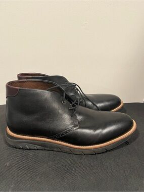 Johnston & Murphy Black Leather Chukka Boots with Brown Accents Men’s Size 10